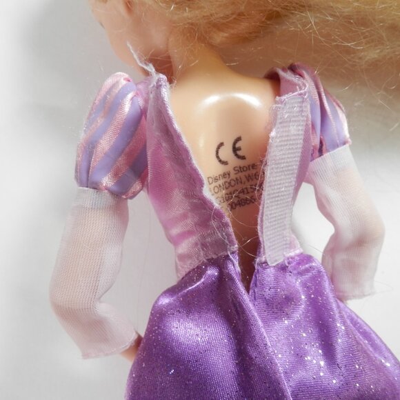 Disney Store Classic Tangled Rapunzel Doll Rhinestone Dress Articulated 6th Ed - Picture 8 of 10